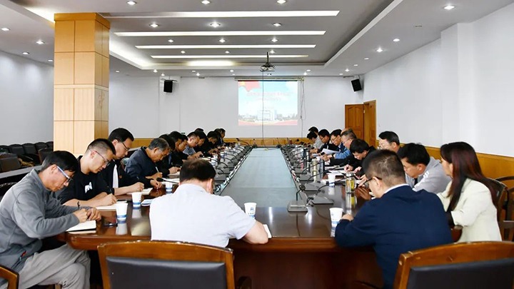 云煤（创世大发）集团党委第二事情组列席旁听云维集团党委理论学习中心组学习