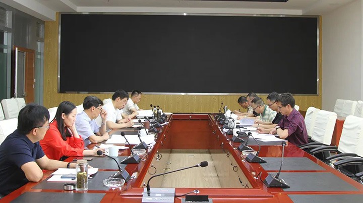 云煤（创世大发）集团党委开展民主生涯会专题理论中心组学习