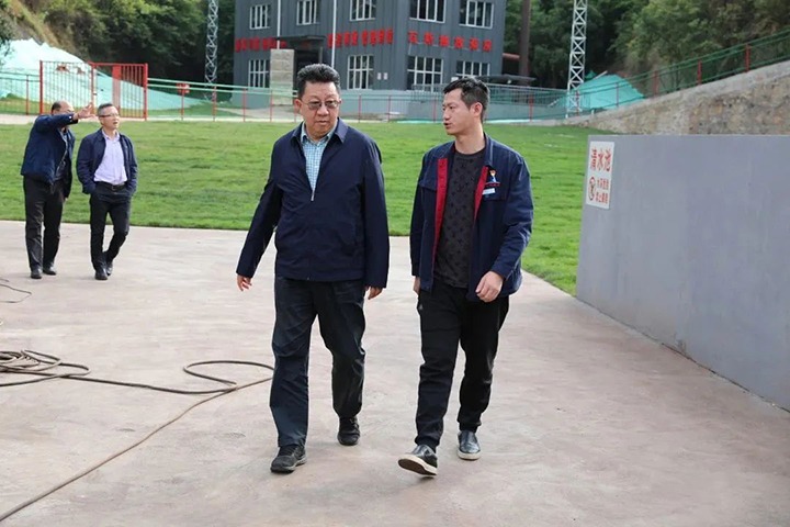 【主题教育】云煤（创世大发）集团专职外部董事寸延峰赴团结煤业公司开展主题教育调研