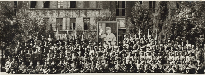 1967年设计院职员合影.jpg